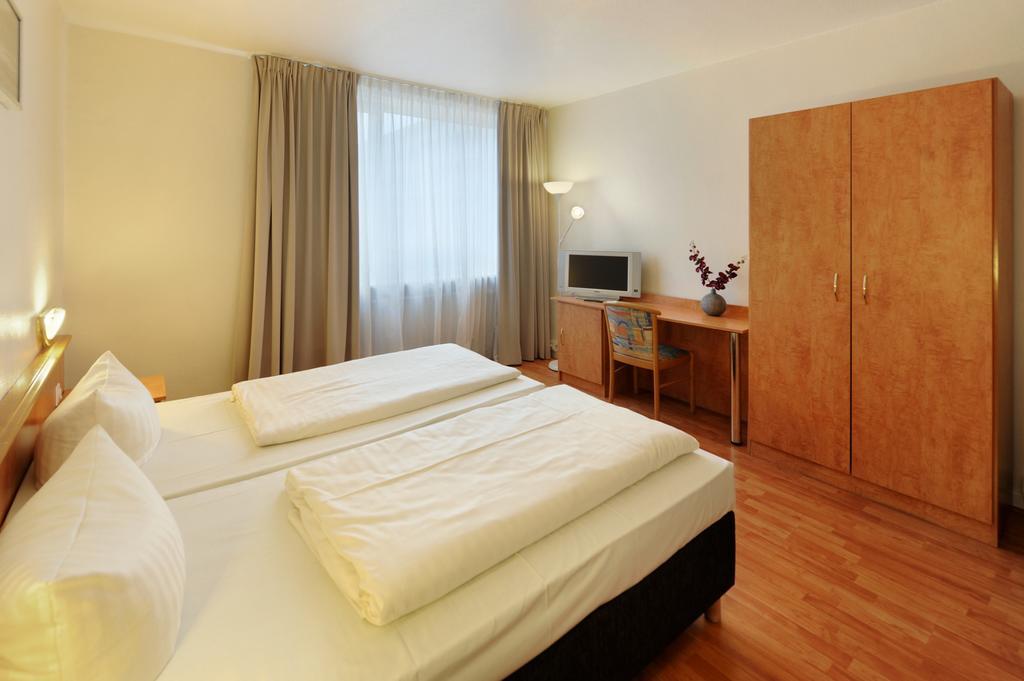 Fair Hotel Frankfurt - An Der Messe Frankfurt am Main Quarto foto